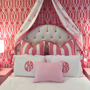 Cette photo montre une chambre d'enfant chic de taille moyenne.