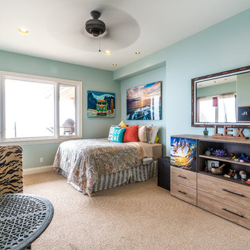 Custom closets and cabinets in a tropical Hawaii home