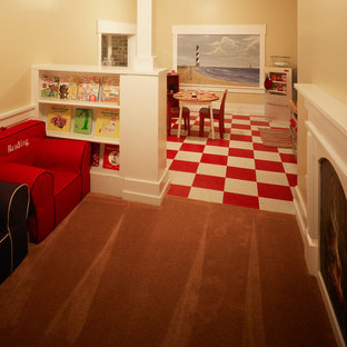Foto di una cameretta per bambini da 4 a 10 anni chic con pavimento in linoleum e pareti beige