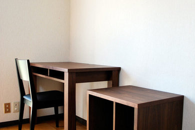Desk / Work Space