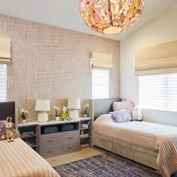 Doris Dr New Build - Menlo Park
