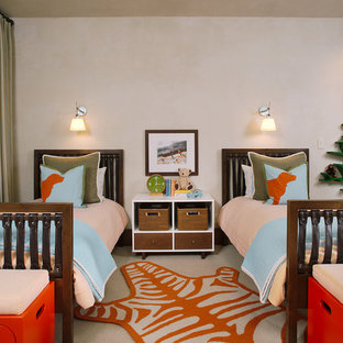 Foto de dormitorio infantil de 4 a 10 años, contemporáneo, con paredes beige y moqueta
