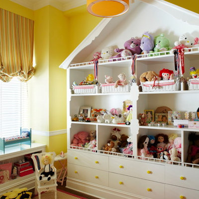 Example of a classic playroom design in New York