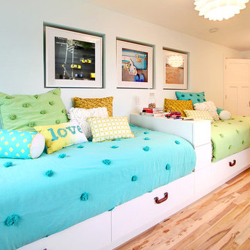 Girls Travel Theme Bedroom