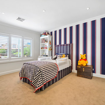 Hampton's look with Australian Sensibility