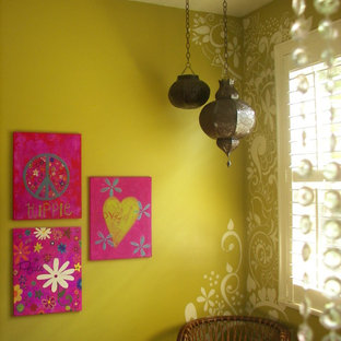Hand-Painted Mehndi