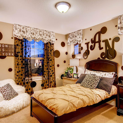 Kids' bedroom - traditional girl beige floor kids' bedroom idea in Denver