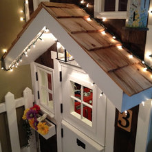 Traditional Kids Kids' Playhouse (under stairs)