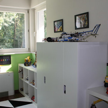 LEGO room for small buliders