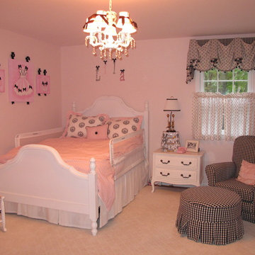 Lila's Pink, black and white room!