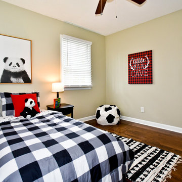 Little Boys Room, Black & White, Red Accents