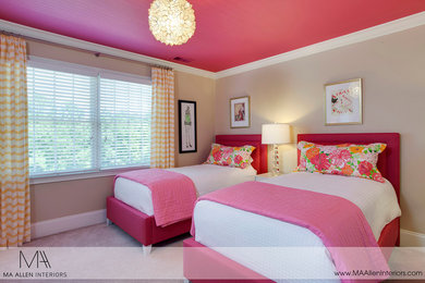 This is an example of a traditional kids' bedroom in Raleigh.