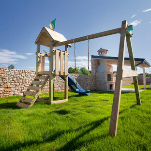Ispirazione per una cameretta per bambini mediterranea