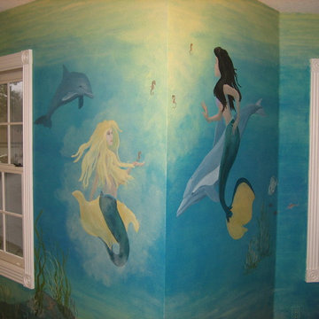 Mermaid theme painted in girls bedroom