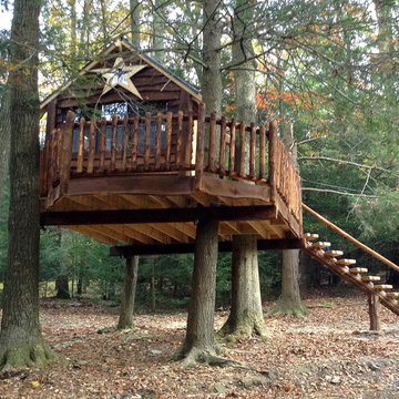 Milroy, PA Rustic Treehouse