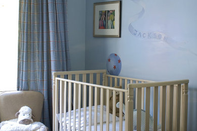 ニューヨークにあるコンテンポラリースタイルのおしゃれな赤ちゃん部屋の写真
