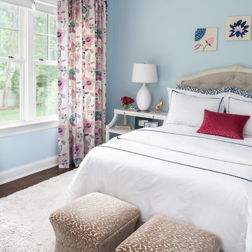 Oyster Bay Cove Teen Girl's Bedroom