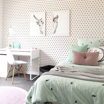 Pink and Mint Girls Bedroom Featuring Raindrop Wallpaper