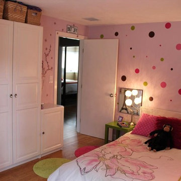Pink bedroom with polka dots