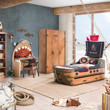 Pirate ship bedroom
