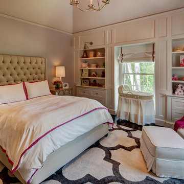 River Oaks Federal Colonial