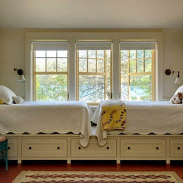 https://www.houzz.com/photos/rustic-kids-traditional-kids-burlington-phvw-vp~2148686