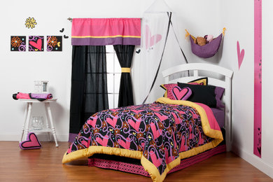 Inspiration for a contemporary girl kids' room remodel in Omaha