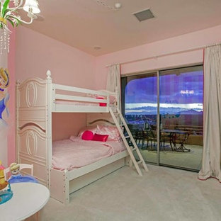 Exemple d'une chambre d'enfant sud-ouest américain.