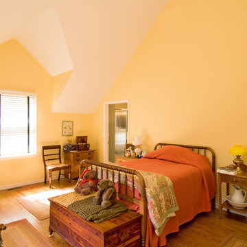 Solon Traditional Bedroom