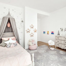 Romantique Chambre d'Enfant by Shana Dee Nursery Decor