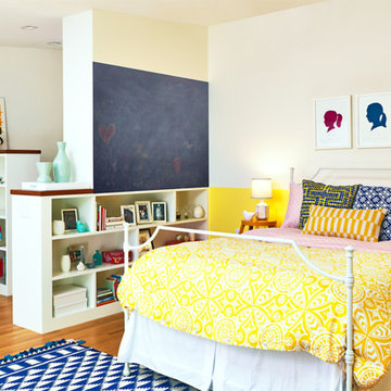 teen yellow bedroom