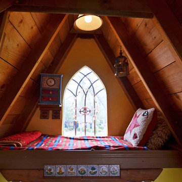 The Most Incredible Kids' Tree House You'll Ever See?