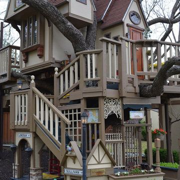 The Most Incredible Kids' Tree House You'll Ever See?