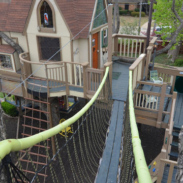 The Most Incredible Kids' Tree House You'll Ever See?