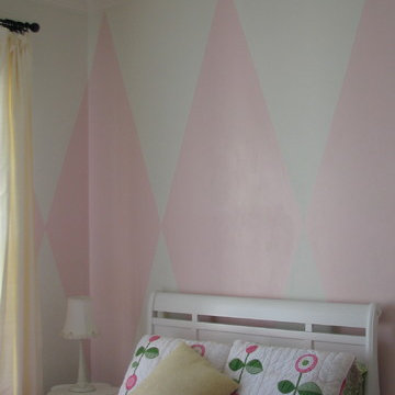Tollgate Village Girl's Room