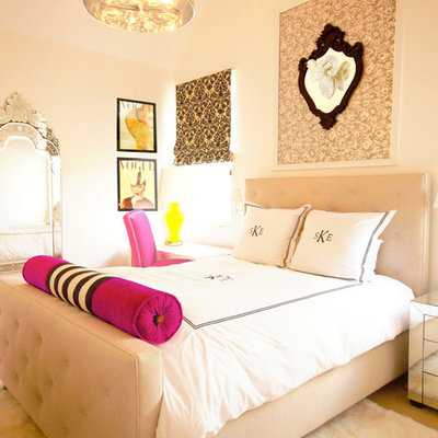 Example of a mid-sized transitional girl carpeted and beige floor kids' room design in Austin with beige walls