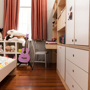 Tribeca; Siblings' shared room with divider