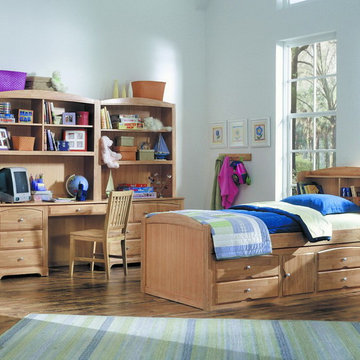 Truckee Captain's Storage Bedroom Set in Maple - $3239.88