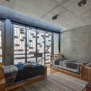 Unit 1, Turner St