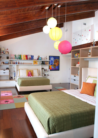 Modern Kinderzimmer by B Pila Design Studio