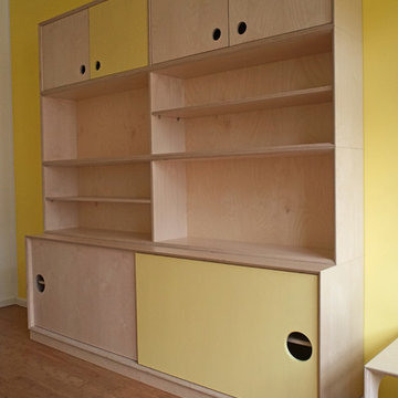 Kinderzimmer Multiplex gelb/ Natur, Regal mit Schiebetür