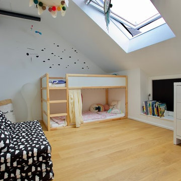 Minimalistisches Loft in historischem Vierkanthof