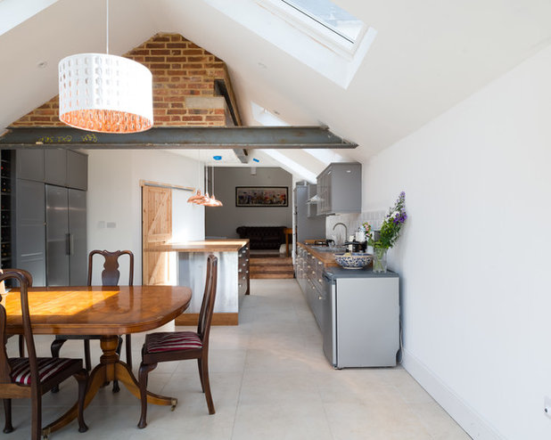 Modern Kitchen by William Green Architects