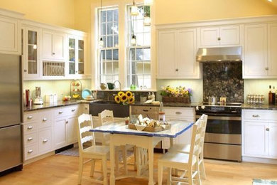 Inspiration for a country kitchen remodel in Boston