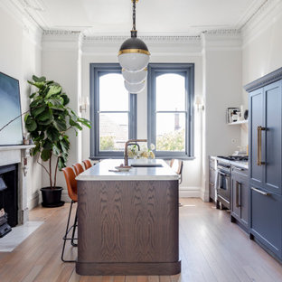 Inspiration for a transitional kitchen in Sydney.