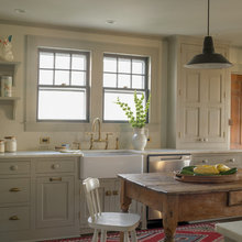 Cabinets And walls Same creamy white