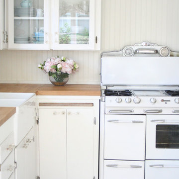 1940's Shabby Chic Beach Bungalow Kitchen