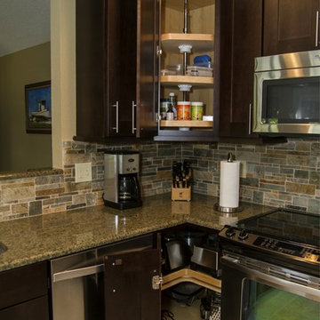 2013 Mid Continent Kitchen & Bath Design Winner- Lori Drive Kitchen Remodel