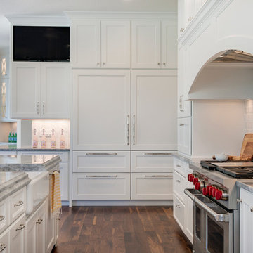 2015 Midwest Home Luxury Home #12 - Divine Custom Homes