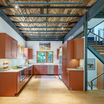 30x30 Steel House